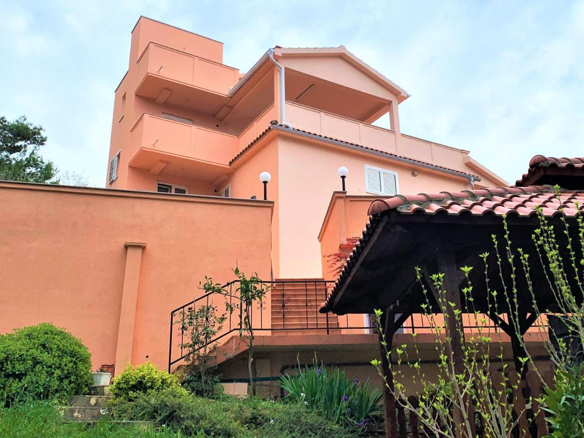Apartment And Rooms Milak Раб Екстер'єр фото
